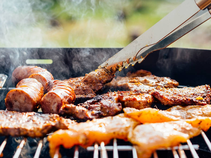 Grillowanie mięsa, czyli obróbka żywności prowadząca do wytwarzania wielopierścieniowych węglowodorów aromatycznych