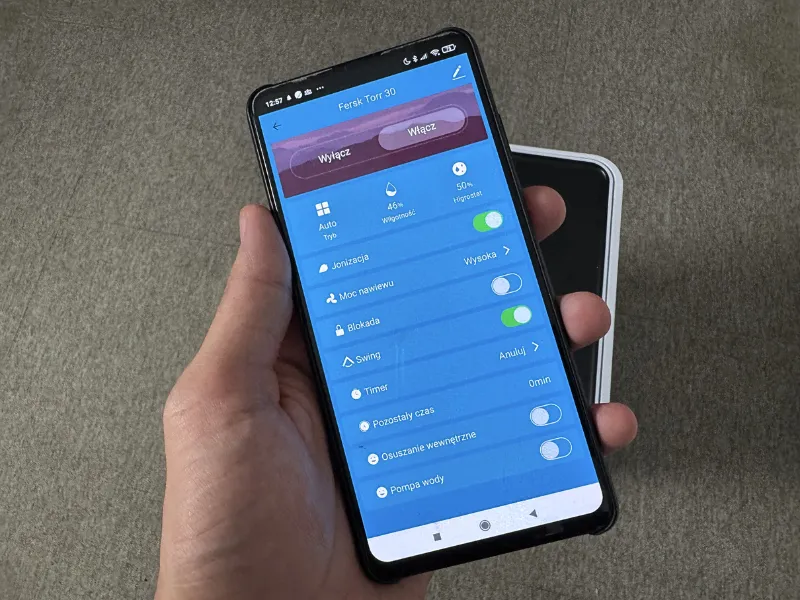 Osuszacz powietrza z aplikacją mobilną Smart Life