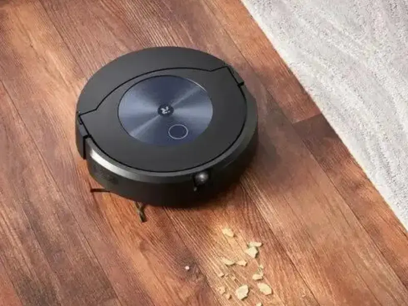 iRobot Roomba Combo j7 - w domu