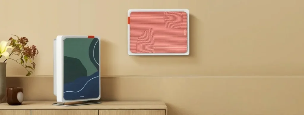 Smartmi Air Purifier E1 na stoliku