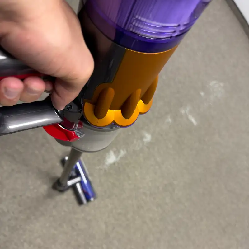Test wciągania żwirku - Dyson
