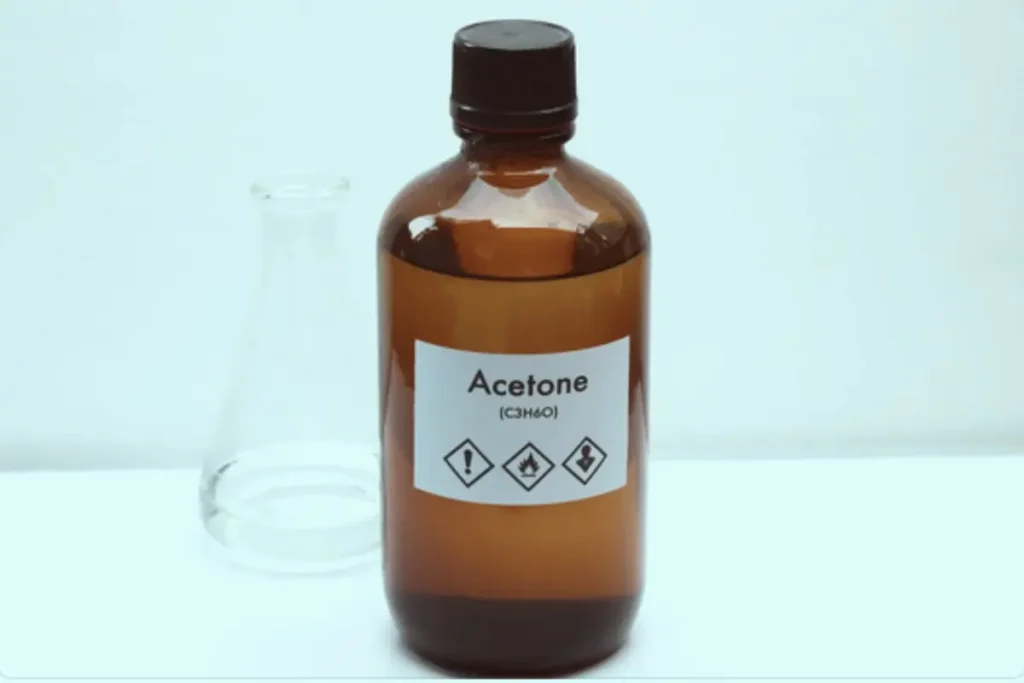 Butelka acetonu 