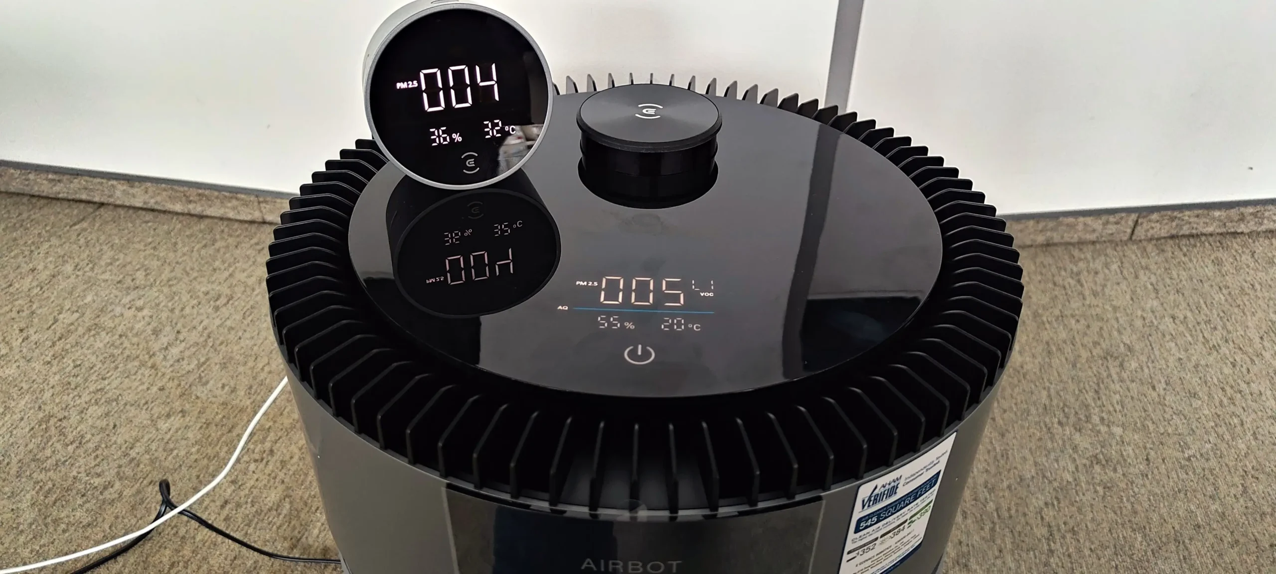 Ecovacs Airbot Z1 porównanie stacja pomiarowa