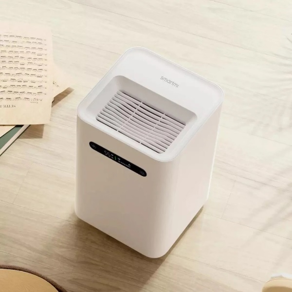 Xiaomi Smartmi Evaporative Humidifier 2 na dywanie