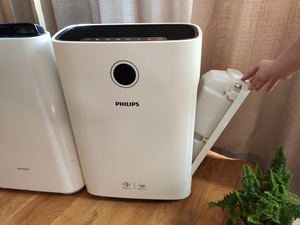 Oczyszczacz powietrza philips obok nawilżaczem