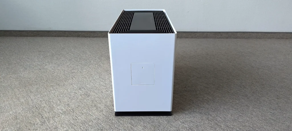 Stadler Form Noah Pro widziany od boku