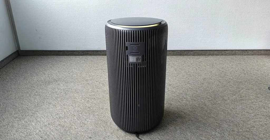 Tył oczyszczacza z nawilżaczem Philips AC3421/13. Źródło: materiały własne Ranking-Oczyszczaczy.pl