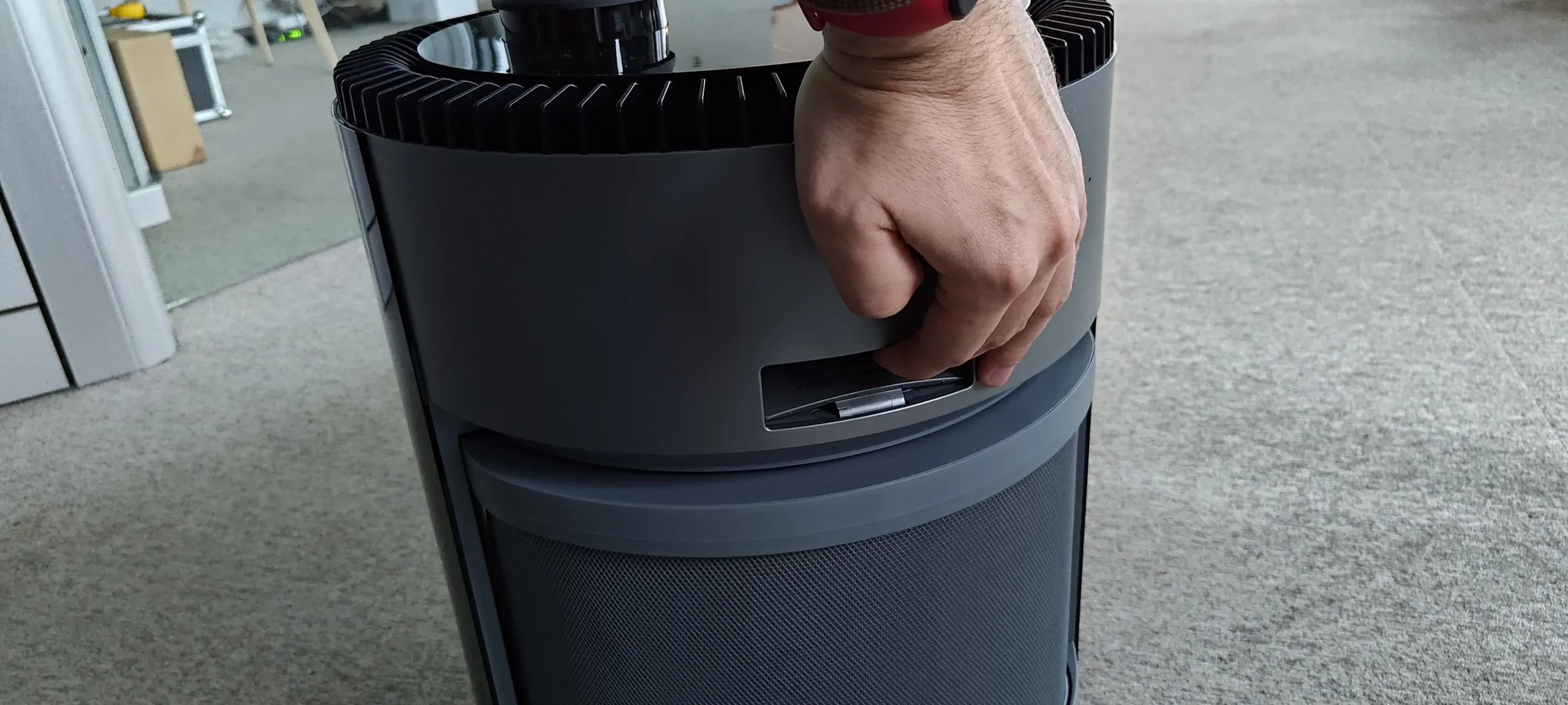 Uchwyty do przenoszenia Airbota Z1