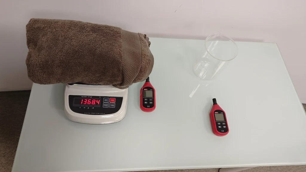 Waga wilgotnego ręcznika po 2h testu. Źródło: materiały własne