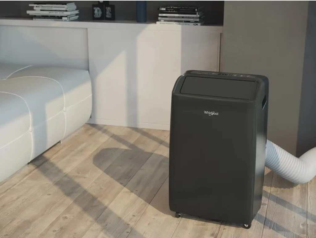 Whirlpool PACF29CO B podłączony w salonie